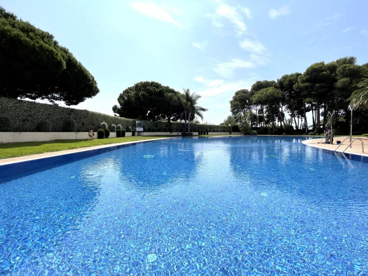 Luxurycambrils Resort&Spa Luaran gambar