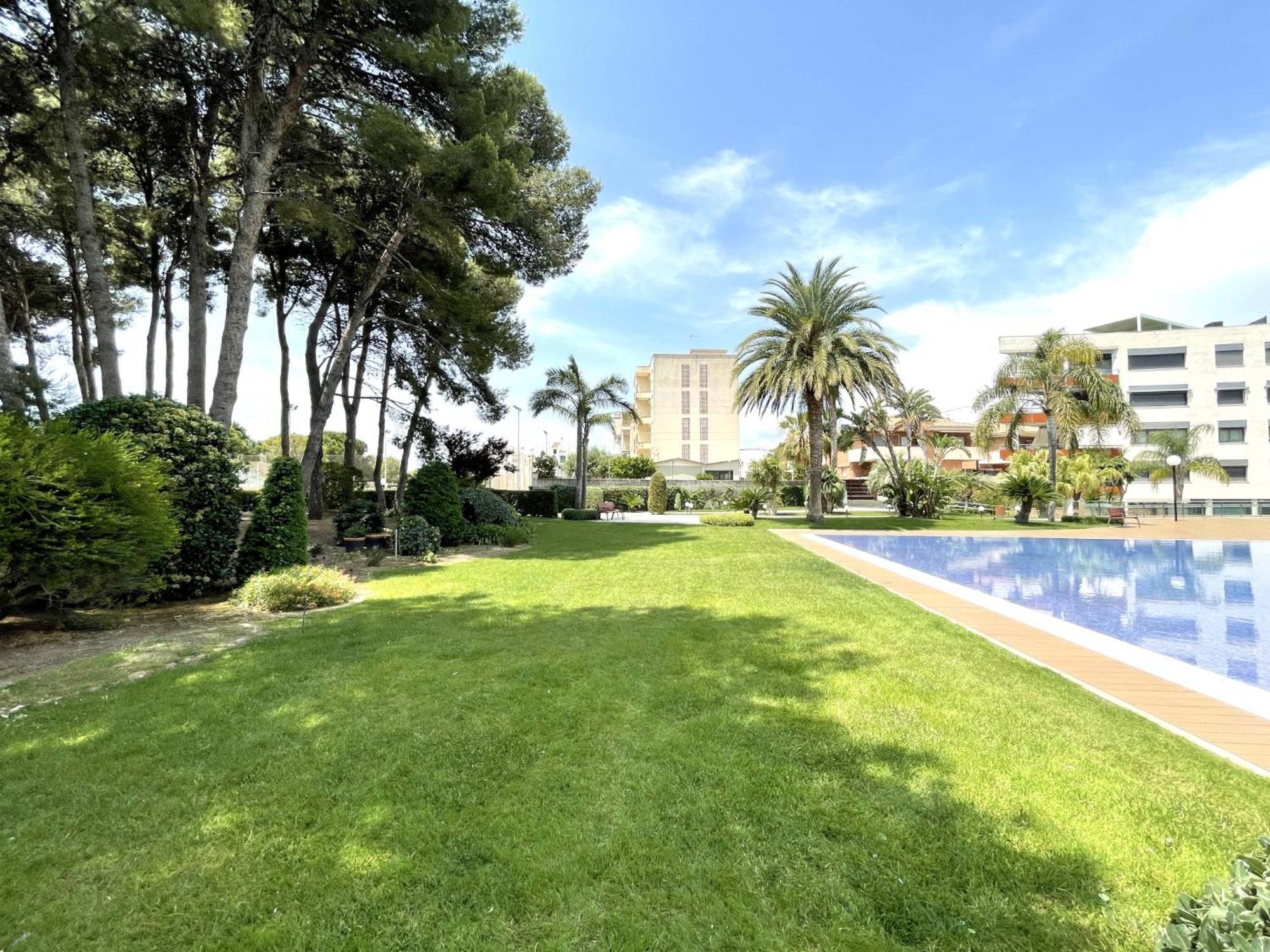 Luxurycambrils Resort&Spa Luaran gambar